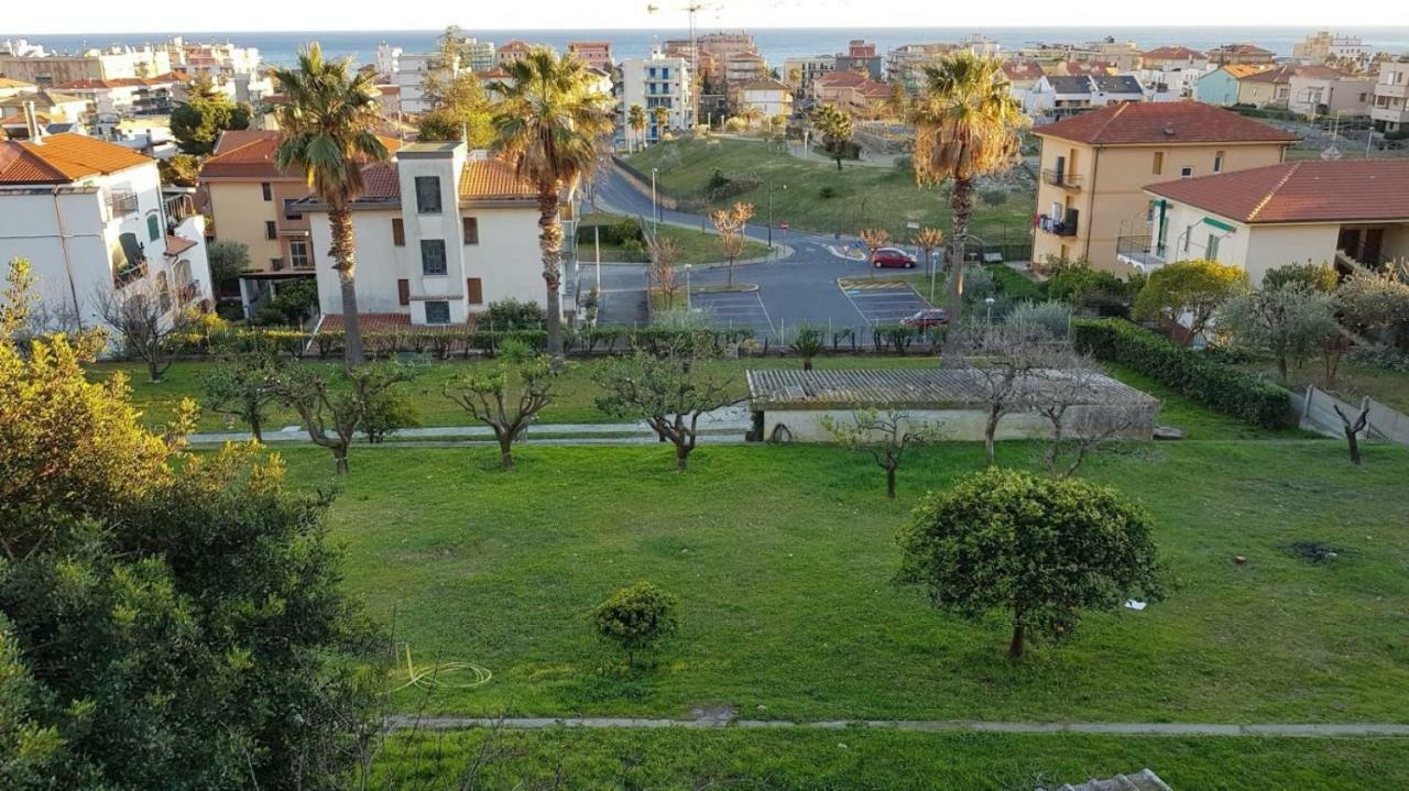 Very Cosy House With Fabulous Sea View! Pietra Ligure Exteriör bild