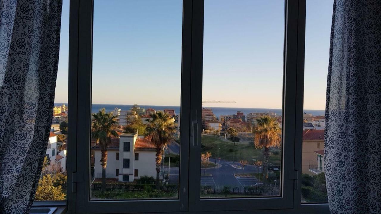 Very Cosy House With Fabulous Sea View! Pietra Ligure Exteriör bild
