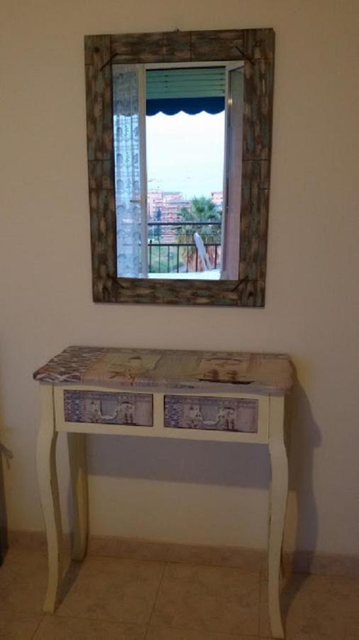 Very Cosy House With Fabulous Sea View! Pietra Ligure Rum bild